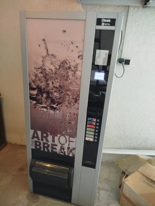 Máquina Expendedora NECTA Diesis