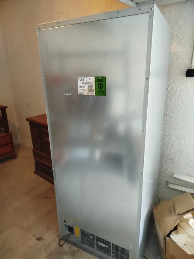 Máquina Expendedora NECTA Diesis