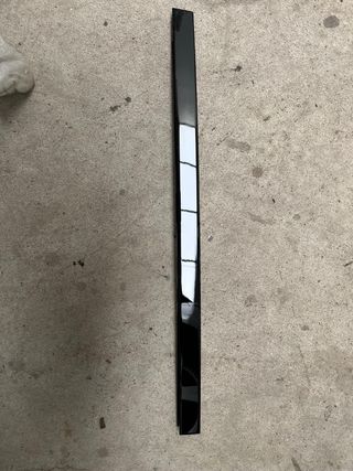 Guía Ventana BMW E46 Negra