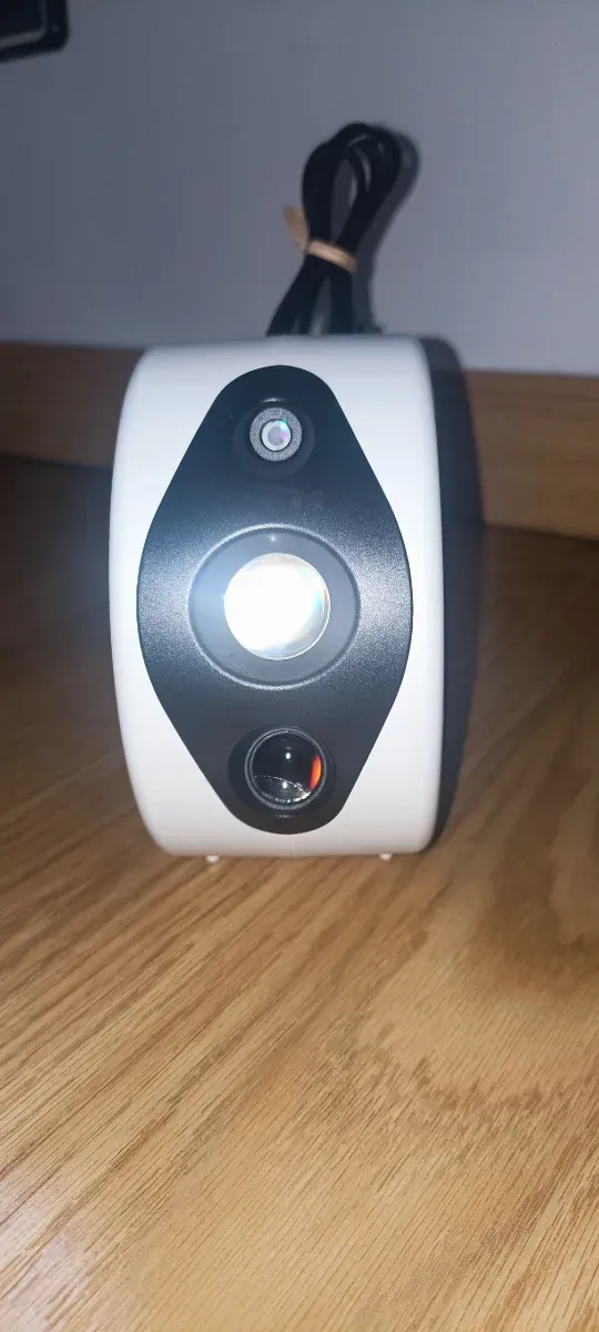 Proyector LED con mando