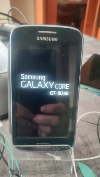 Samsung Galaxy Core GT-I8260