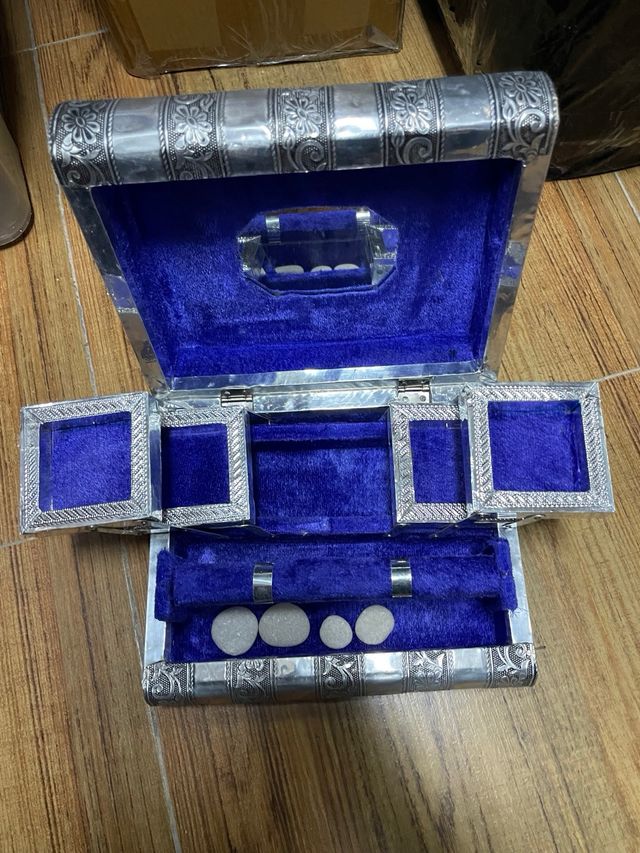 Joyero libro plata con interior de terciopelo