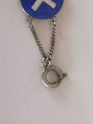 Insignia RAC con Corona y Cadena