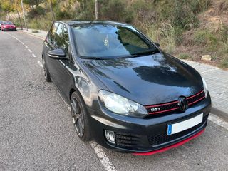 Volkswagen Golf GTI 210cv 2011