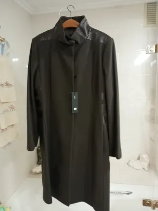 Abrigo de paño y pie Marrón