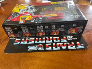 Transformers Autobot Blaster & Steeljaw 40 Anivers