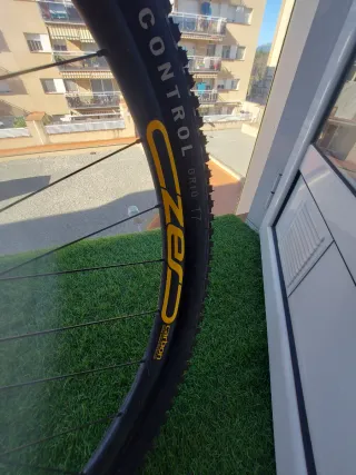 Bicicleta Montaña Cannondale Carbono