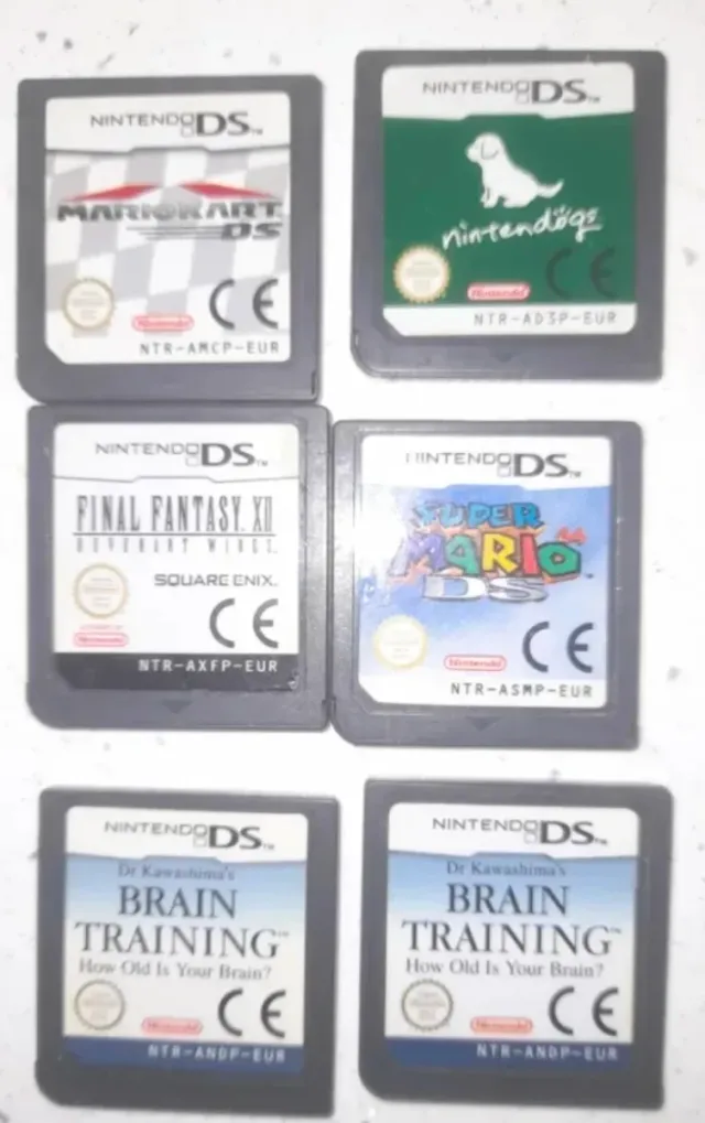 Cartuchos Nintendo DS: Mario Kart, Nintendogs, FF
