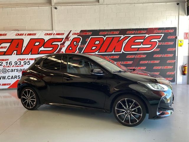 Toyota Yaris 1.5 120H GR Sport