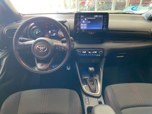 Toyota Yaris 1.5 120H GR Sport