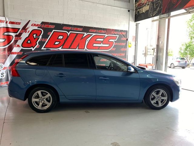 Volvo V60 2.0 D3 Momentum