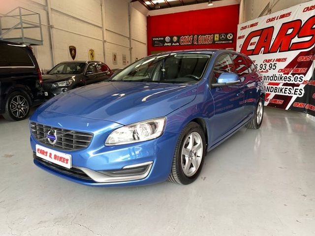 Volvo V60 2.0 D3 Momentum