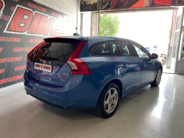 Volvo V60 2.0 D3 Momentum