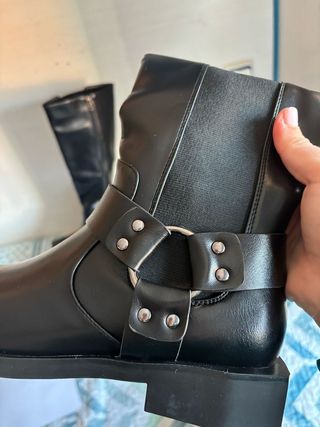 Botas altas negras talla 37