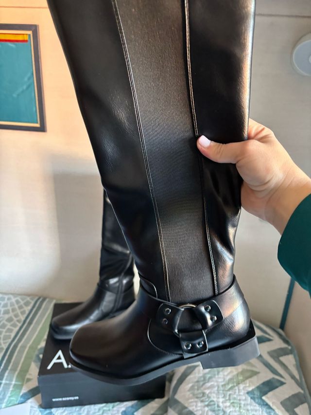 Botas altas negras talla 37