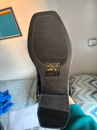 Botas altas negras talla 37