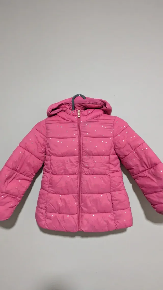 Chaqueta rosa con corazones