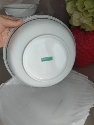 Set 12 Ciotole + 1 insalatiera Ceramica United Col