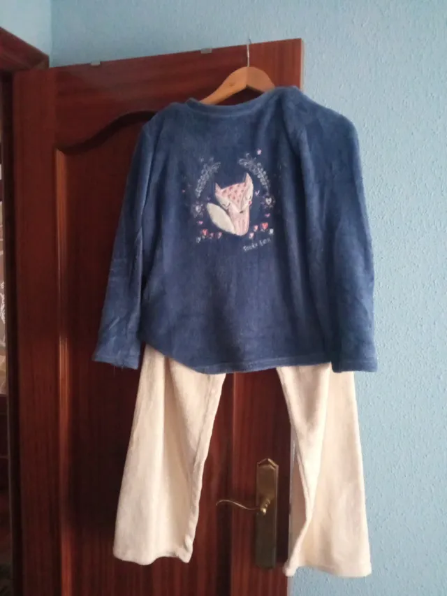 Pijama mujer azul y beige con zorro
