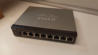 Switch Cisco SG250-08 8 Porte Gigabit
