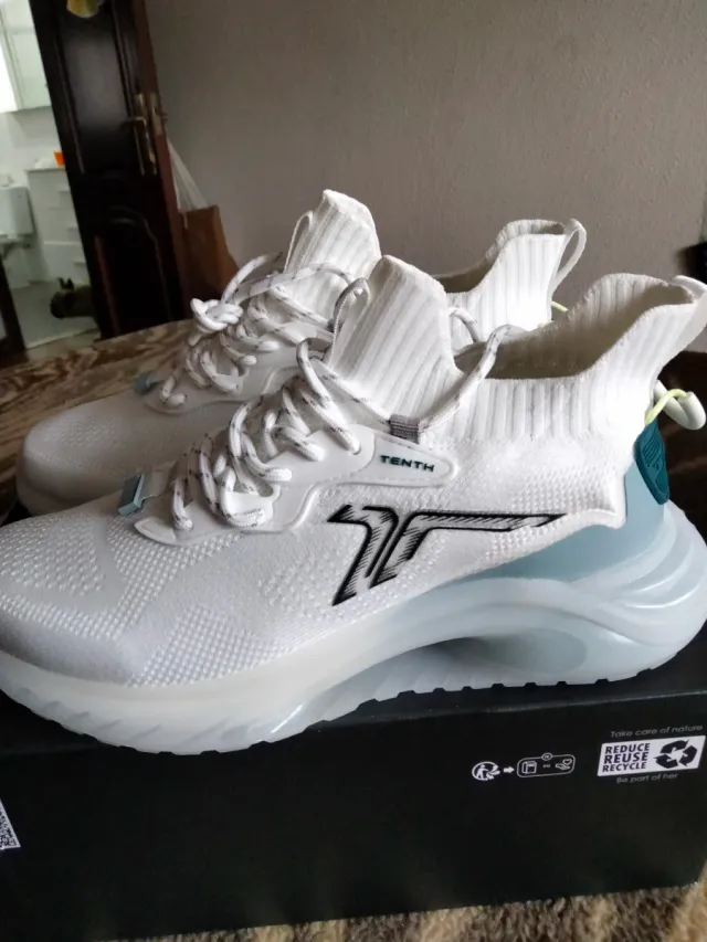 Deportivas Tenth Blancas Modernas