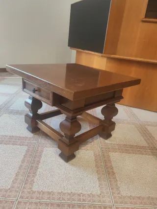 Tavolino da salotto in legno