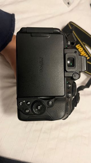 Cámara Nikon D5300 con Lente Tamron