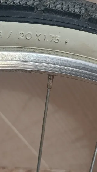 Bicicleta infantil BTWIN 20x1.75