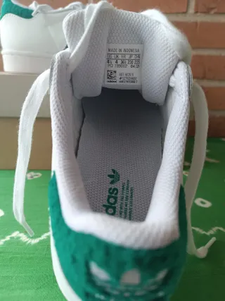 Adidas Superstar Talla 36.5 Verde/Blanco