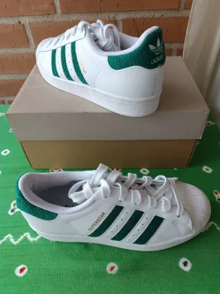 Adidas Superstar Talla 36.5 Verde/Blanco