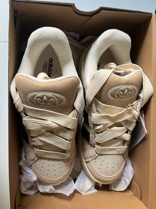 Adidas Botines Beige y Negro