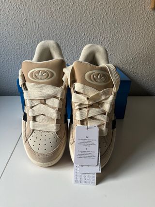 Adidas Botines Beige y Negro