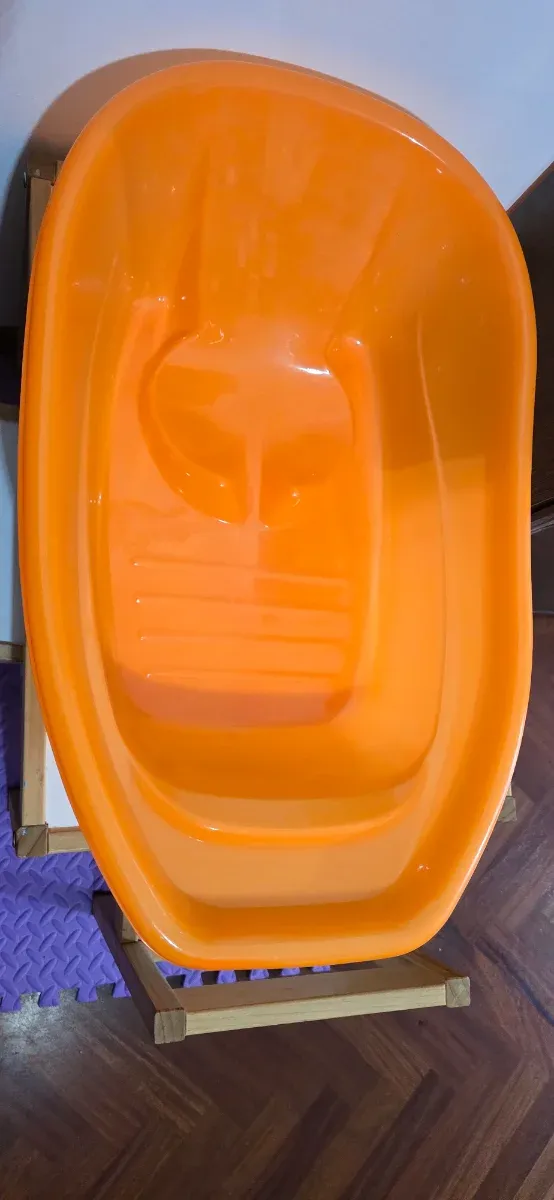 Bañera para bebé naranja