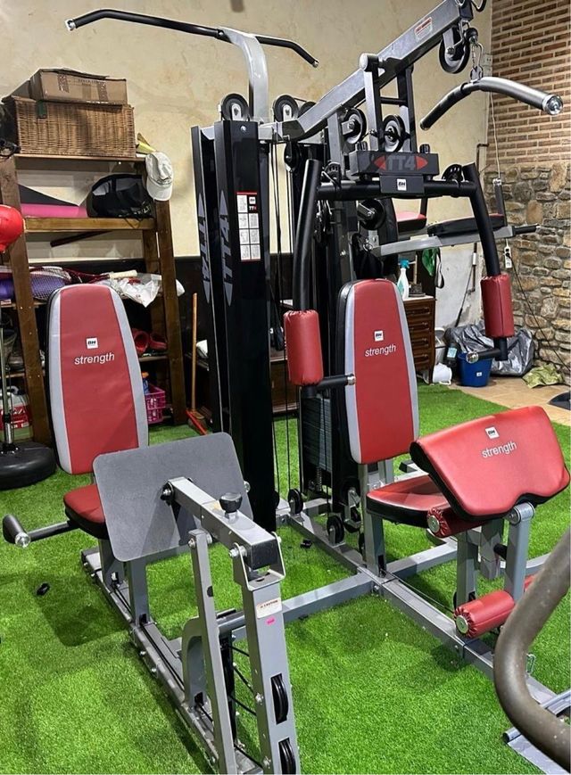 BH Fitness TT4 (G159) Estación Multifuerza