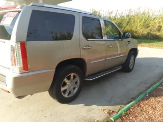 Cadillac Escalade 2010