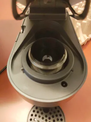 Cafetera Nespresso Vertuo Pop Blanca.