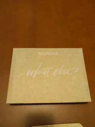 Cafetera Nespresso Vertuo Pop Blanca.