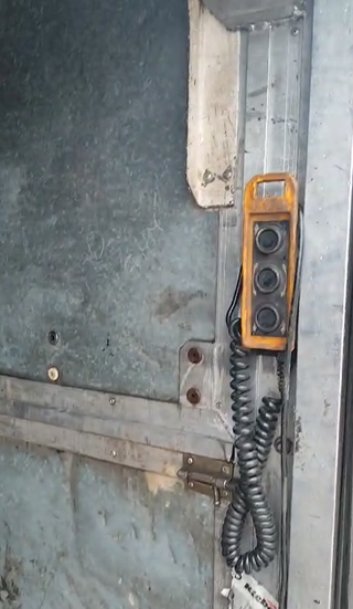 CAMION RENAULT S-150 MIDLINER 2000