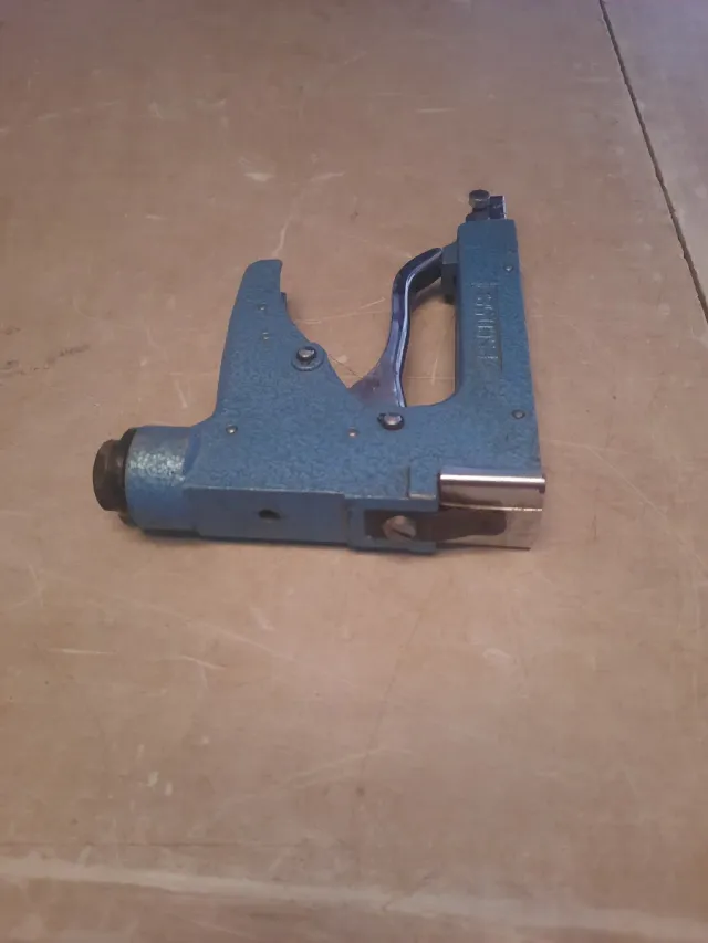 Grapadora profesional Esco 58