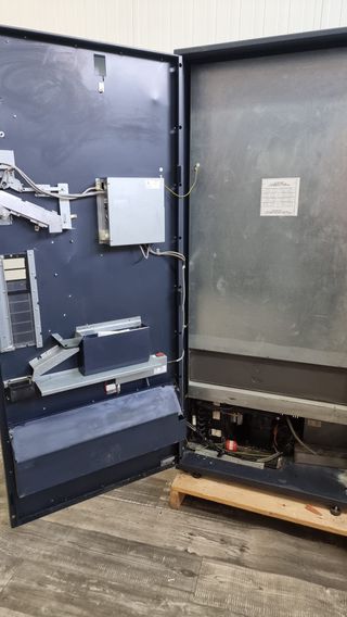 Máquina Vending Agua 1.5L