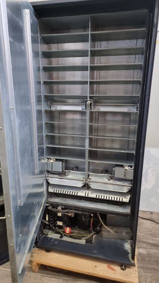 Máquina Vending Agua 1.5L