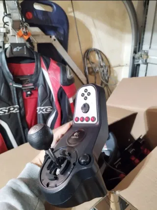 Volante Logitech G27 Completo