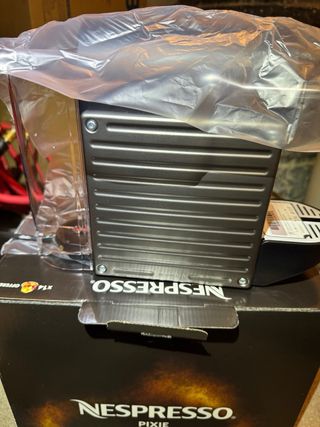 Cafetera Nespresso Pixie