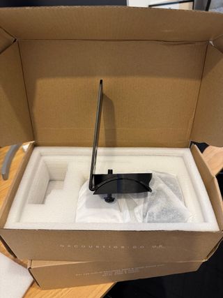 Soportes Altavoces Q Acoustics Negros