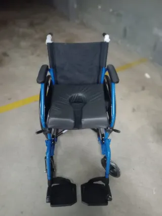 Silla de Ruedas + Colchón especializado