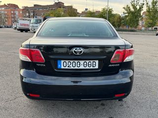 Toyota Avensis 2009