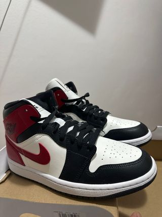 Air Jordan 1 Mid Negro Rojo Blanco