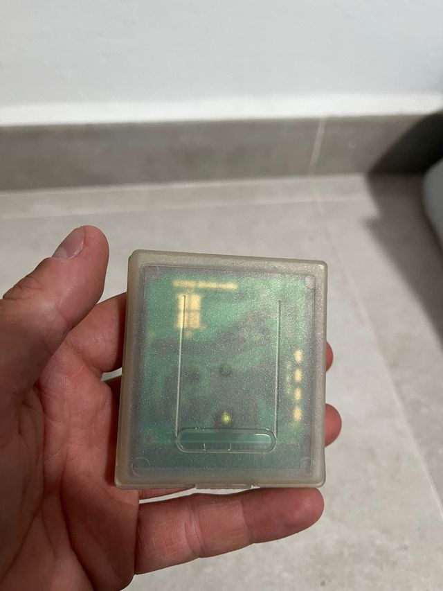 Cartuccia del gioco Resident Evil Gaiden per Nintendo Game Boy Color con custodia protettiva in omaggio