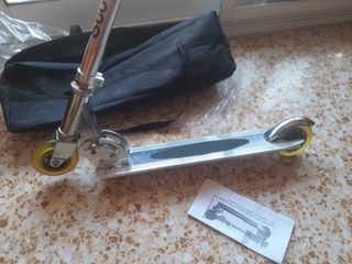 Patinete plegable con bolsa de transporte