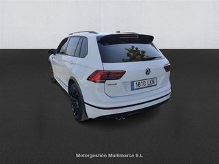 Renting VOLKSWAGEN TIGUAN R-Line 1.5 TSI 150CV DSG
